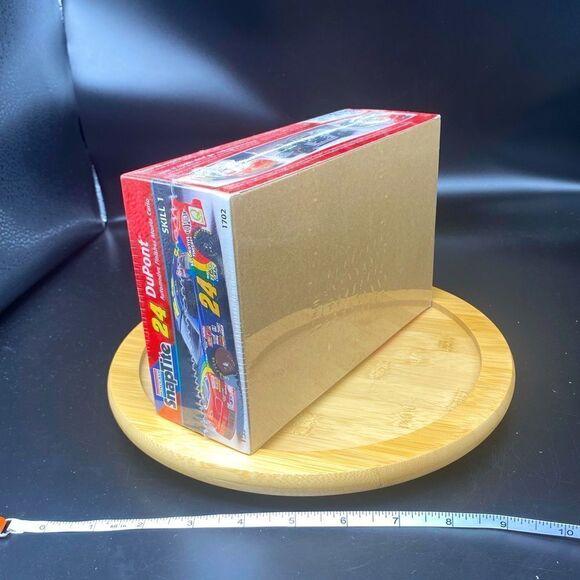 COPY - NIOB #24 1:32 scale model Monte Carlo car as driven by Jeff Gordon - Picture 5 of 8